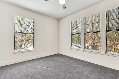 2001 Park Hill Dr, Fort Worth, TX 76110 photo 36