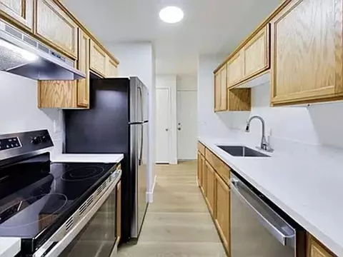 2727 Marina Blvd, San Leandro, CA 94577