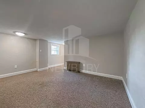 102 W Steuben St, Crafton, PA 15205