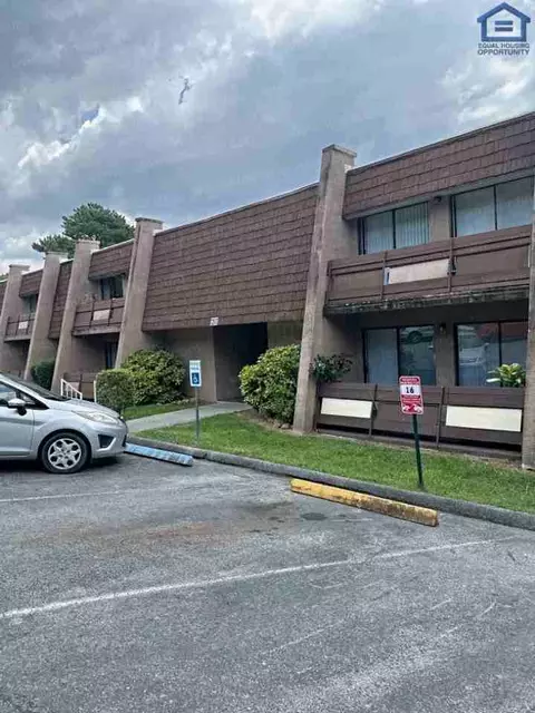 915 S Seminole Dr, East Ridge, TN 37412