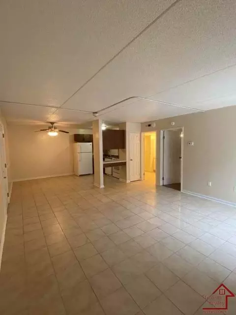 915 S Seminole Dr, East Ridge, TN 37412