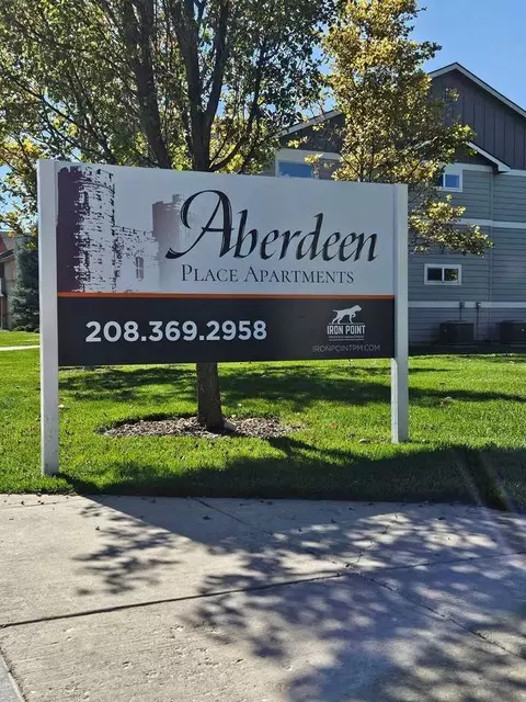 6688 W Irving St, Boise, ID 83704