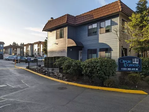 11355 3rd Ave NE, Seattle, WA 98125
