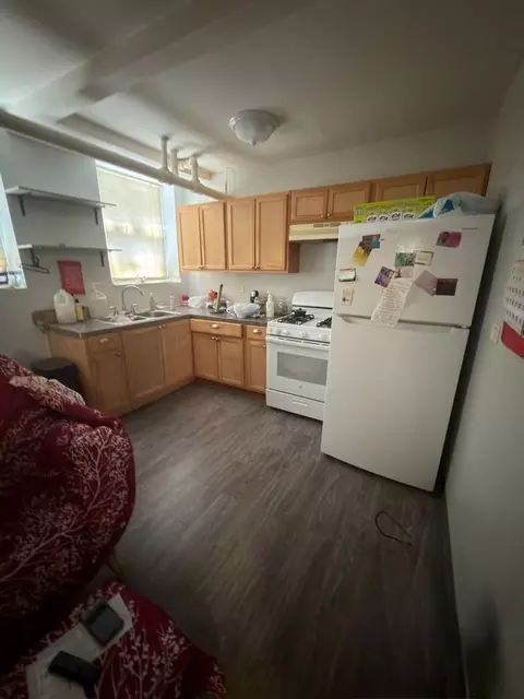 7654-58 7654-58 S Marquette Ave 2664-66 E 77th St, Chicago, IL 60649