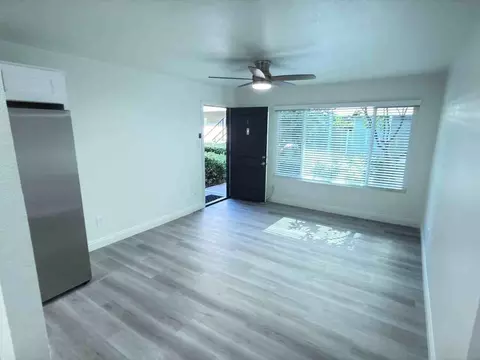 9081 Cerritos Ave, Anaheim, CA 92804
