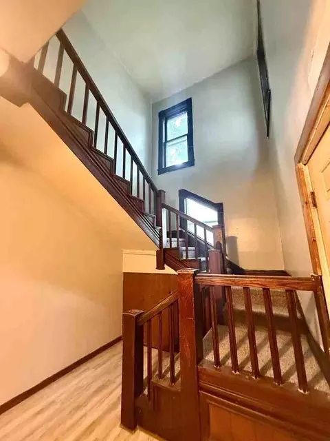 301 E Memorial Dr, Muncie, IN 47302