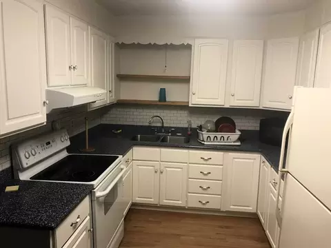 152 E 3rd St, New Castle, DE 19720 photo 6