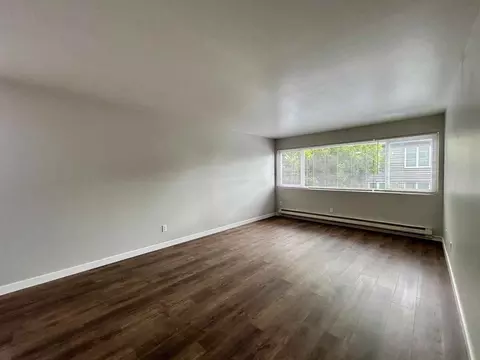 23 Valley St, Seattle, WA 98109