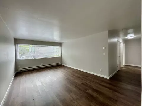 23 Valley St, Seattle, WA 98109