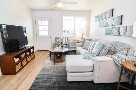 2218 Newton Rd, Corydon, IA 50060