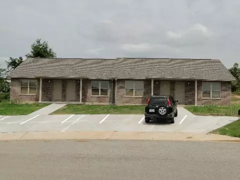 2002 Maxwell St, Rolla, MO 65401