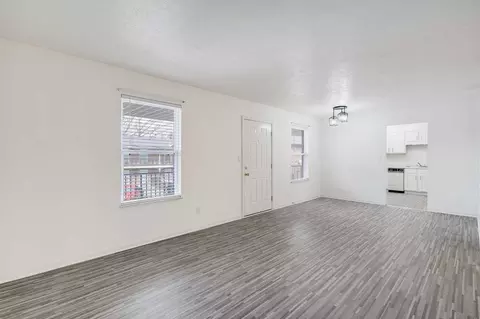4622 Southern Pkwy, Louisville, KY 40214