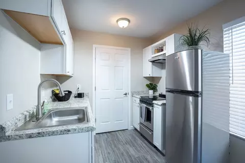 1375 Pullen Rd, Tallahassee, FL 32303