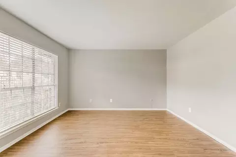 2200 W Lowden St, Fort Worth, TX 76110