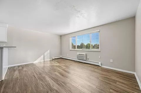 825 S Quebec St, Denver, CO 80247