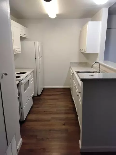3271 Azevedo Dr, Sacramento, CA 95833
