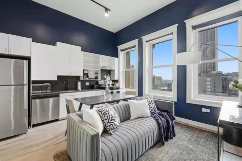 417 S Dearborn St, Chicago, IL 60605