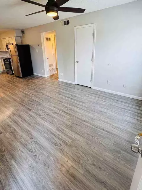 25 S Morrison St, Memphis, TN 38104
