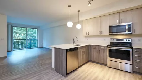 13800 Newcastle Golf Club Rd, Newcastle, WA 98059 photo 16