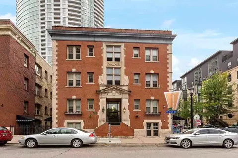 127 W Grant St, Minneapolis, MN 55403