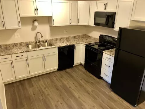 n114w15775 W15929 Sylvan Cr, Germantown, WI 53022