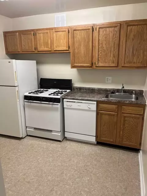 816 Easley St, Silver Spring, MD 20910 photo 16
