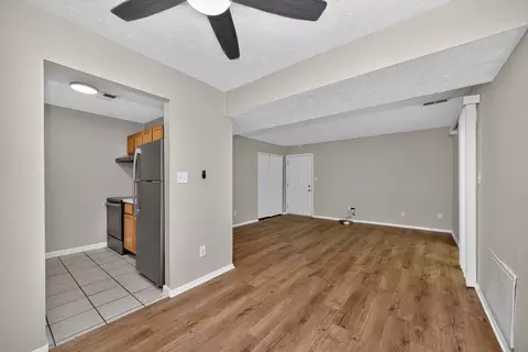 6540 Murray Ave, Cincinnati, OH 45227