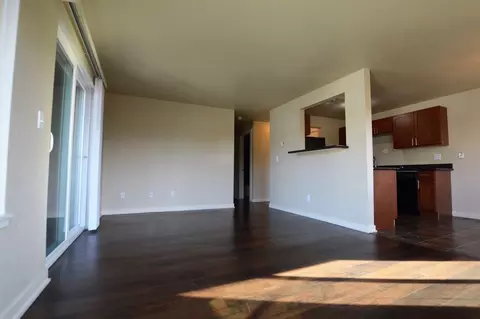 2405 NW 65th St, Seattle, WA 98117
