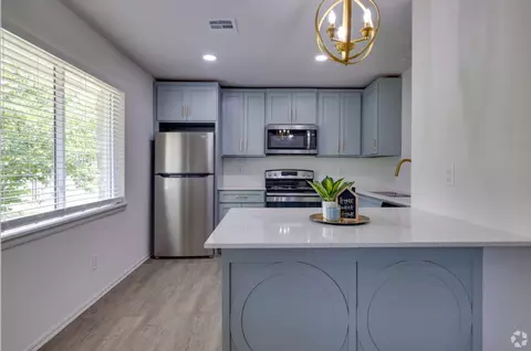 603 N Carlsbad St, Owasso, OK 74055