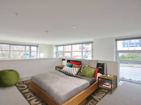 330 3rd Ave W, Seattle, WA 98119 photo 5