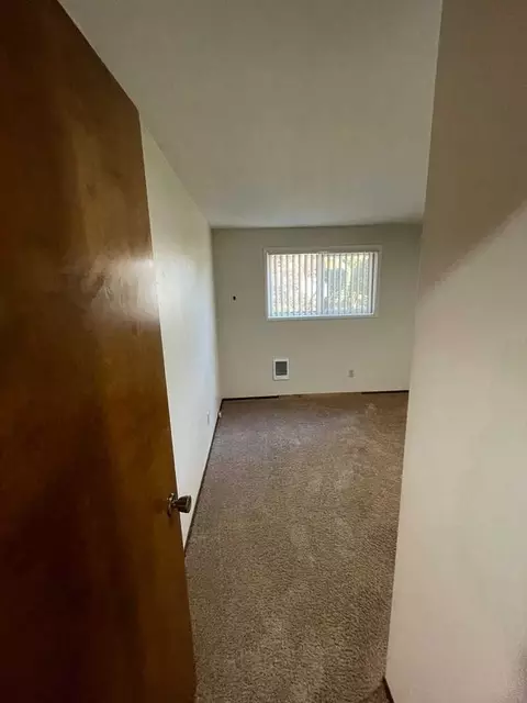 1115 Liberty Cir S, Salem, OR 97306 photo 10