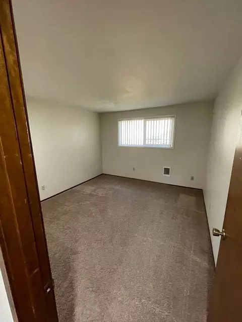 1115 Liberty Cir S, Salem, OR 97306 photo 13