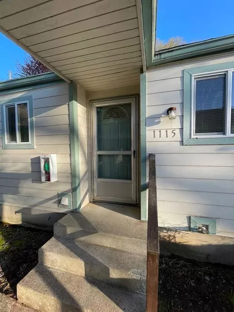 1115 Liberty Cir S, Salem, OR 97306