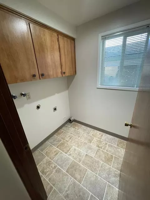 1115 Liberty Cir S, Salem, OR 97306 photo 18