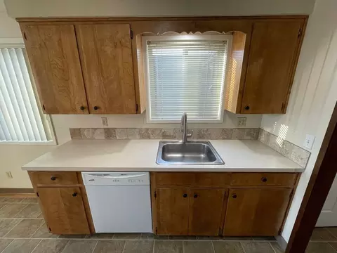 1115 Liberty Cir S, Salem, OR 97306 photo 5