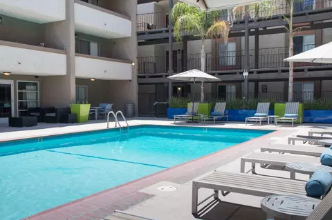 611 N Howard St, Glendale, CA 91206 photo 8