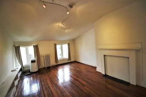 22 E Mount Vernon Pl, Baltimore, MD 21202 photo 9
