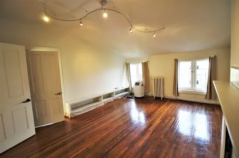 22 E Mount Vernon Pl, Baltimore, MD 21202 photo 8