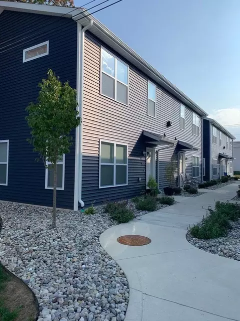 6708 Old Trail Rd, Fort Wayne, IN 46809