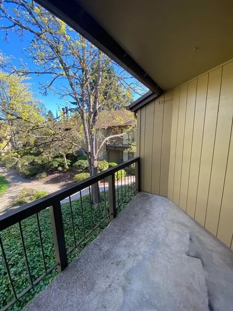 1800 Cal Young Rd, Eugene, OR 97401 photo 10