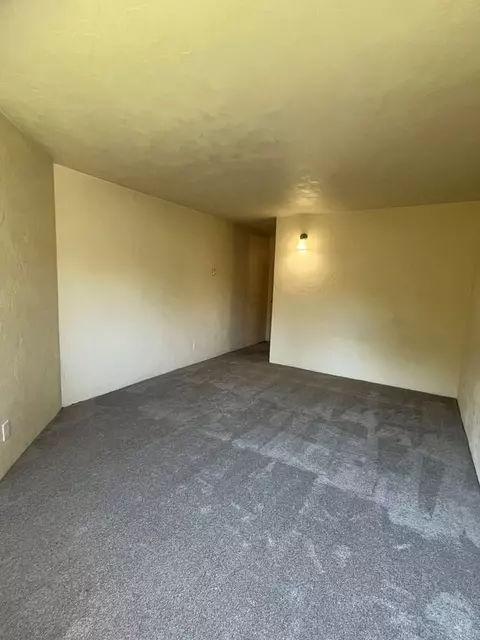 1800 Cal Young Rd, Eugene, OR 97401 photo 19