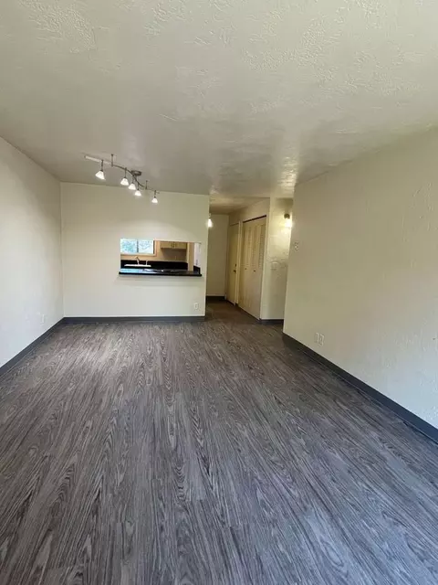 1800 Cal Young Rd, Eugene, OR 97401 photo 15