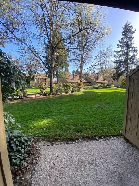 1800 Cal Young Rd, Eugene, OR 97401 photo 11
