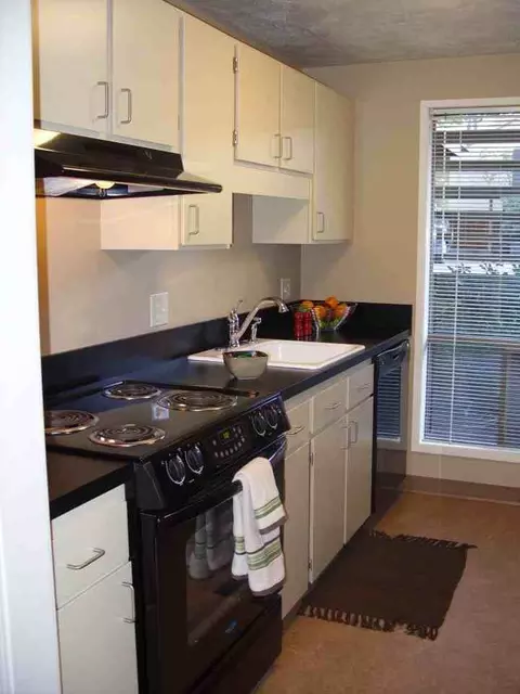 1800 Cal Young Rd, Eugene, OR 97401 photo 34