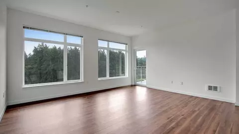 16175 Cleveland St, Redmond, WA 98052 photo 13