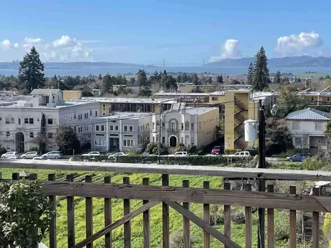 1717 Oxford St, Berkeley, CA 94709 photo 36