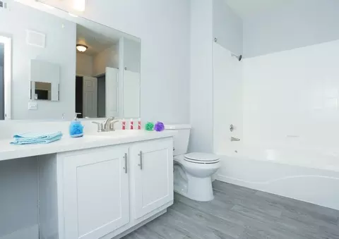 7413 W Russell Rd, Spring Valley, NV 89113 photo 5