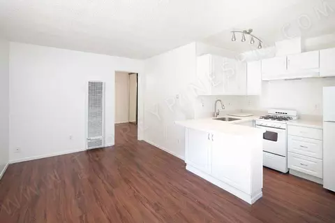 2827 Keats St, San Diego, CA 92106