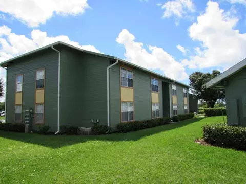 1591 19th Street Ct E, Samoset, FL 34208