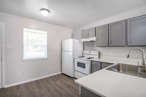 307 Rose St, Arlington, TX 76010